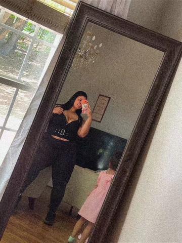 @Emi 🇩🇴
