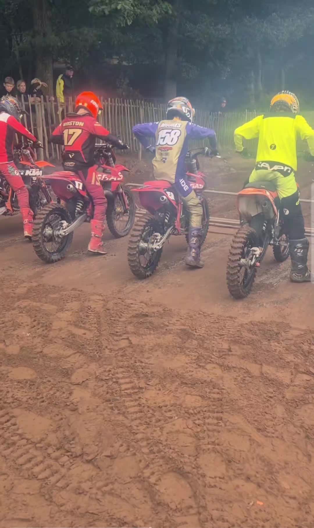 @CB_158