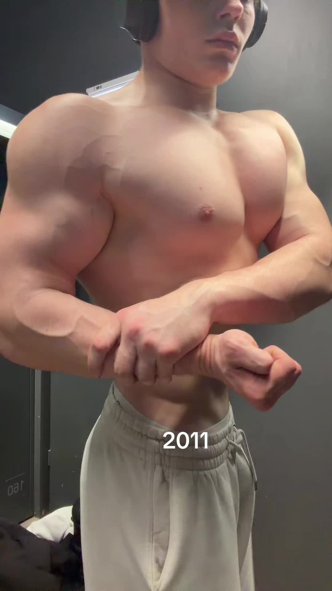 @adrian_valentine