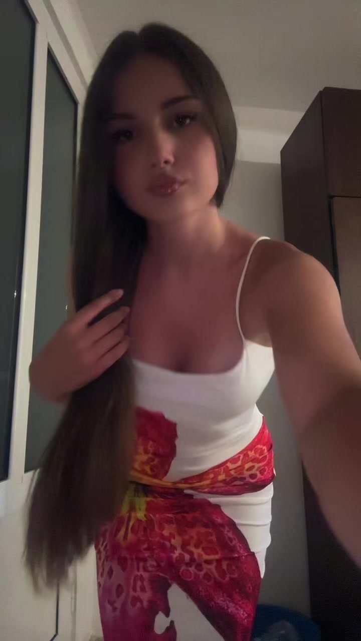 @isidora