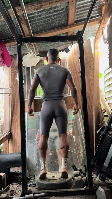 @Giovanni Muscles