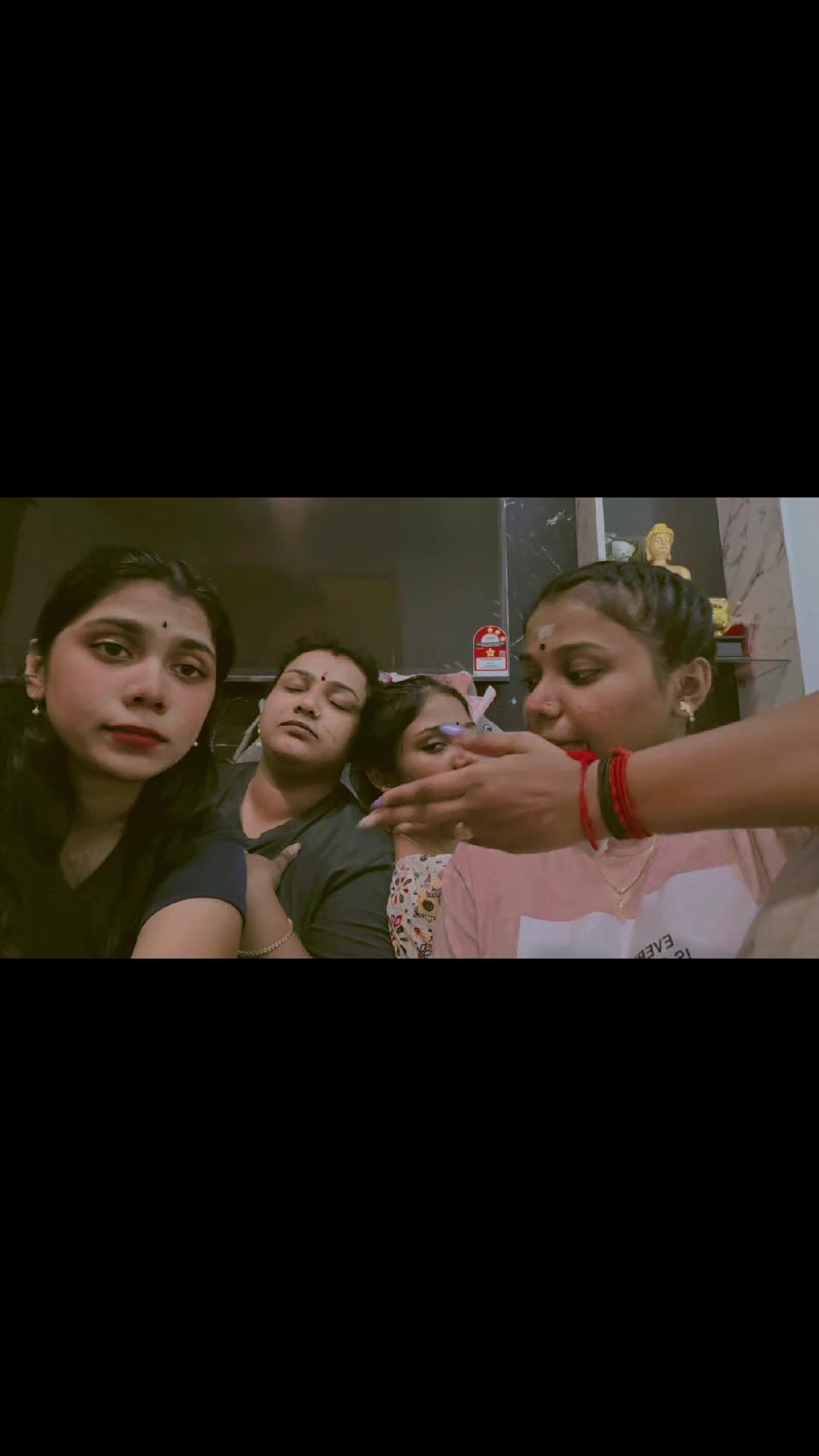 @பாரதி🖤🌻