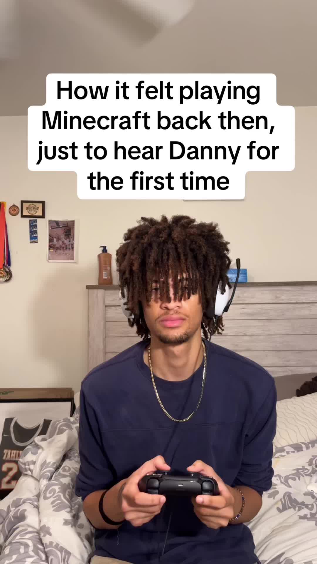@ITZZ$kovie