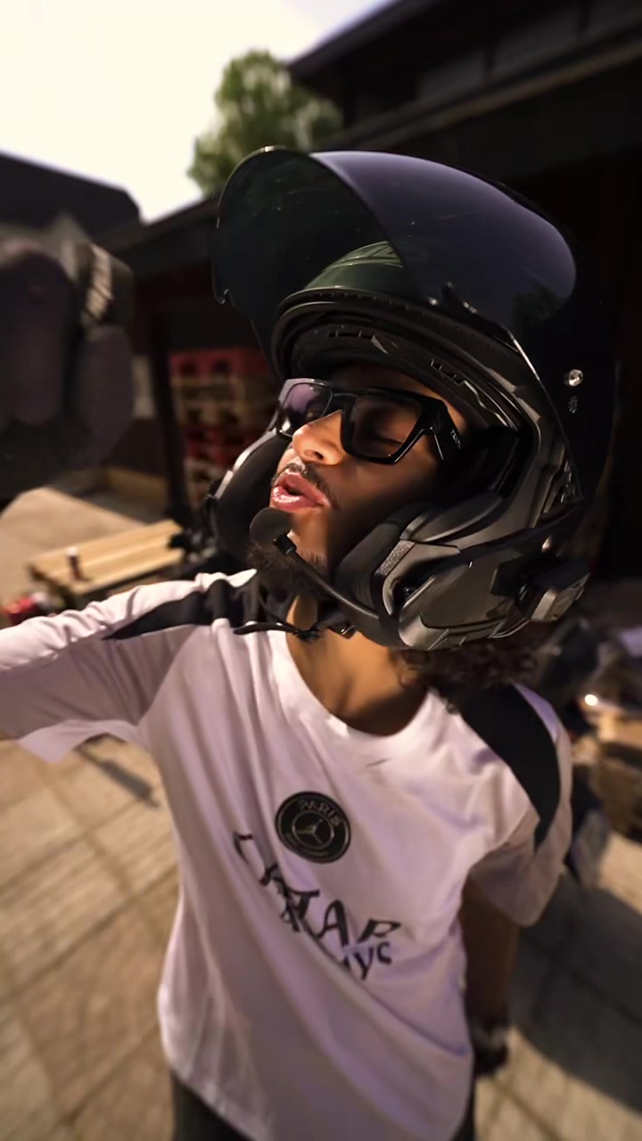 @2047
