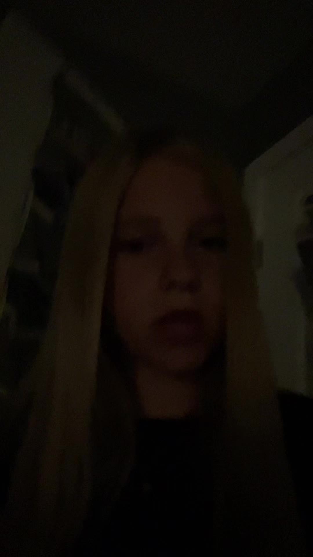 @💌𝓪𝔂𝓵𝓮𝓮𝓷🇨🇦