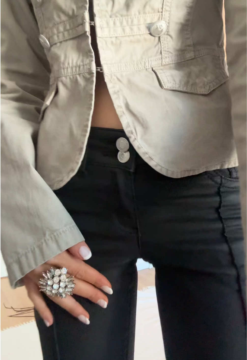 @𝐞𝐥𝐥𝐚