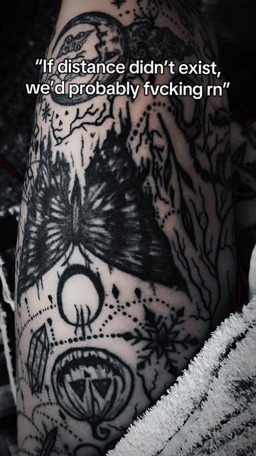 @🕯️🥀🩸Lini Islay 🖤🦇🔪