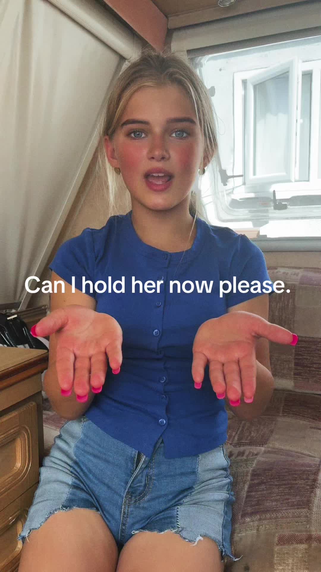 @𝓡𝓲𝓽𝓪 𝓬𝓸𝓵𝓵𝓲𝓷𝓼🤍