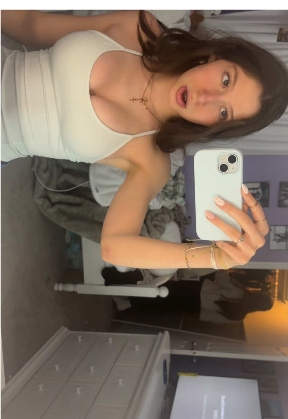 @emma🥂😊