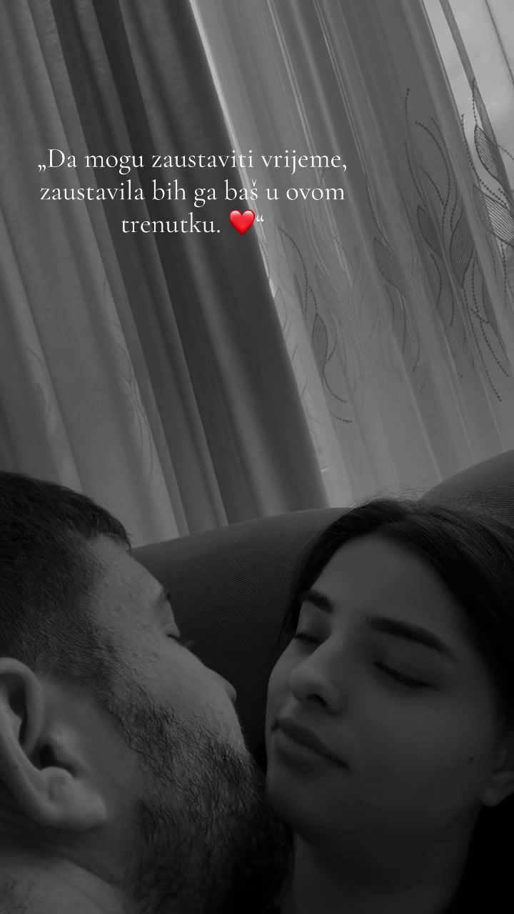 @Милица🎀