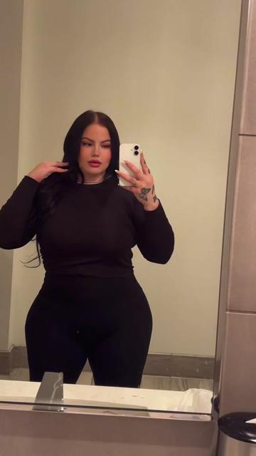 @kaythecancerr