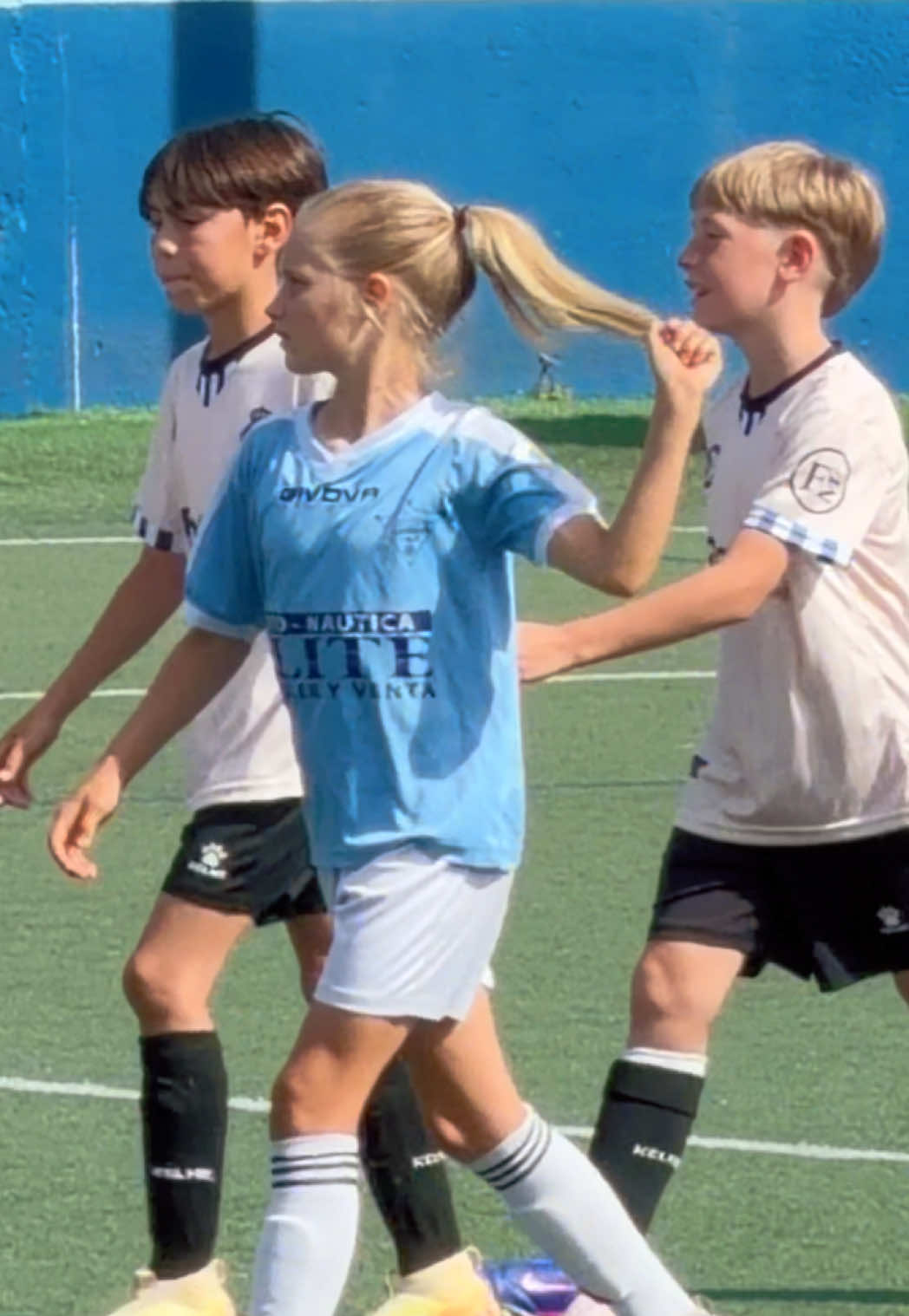 @Thea & Juni ⚽️🏃🏼&zwj;♀️&zwj;➡️