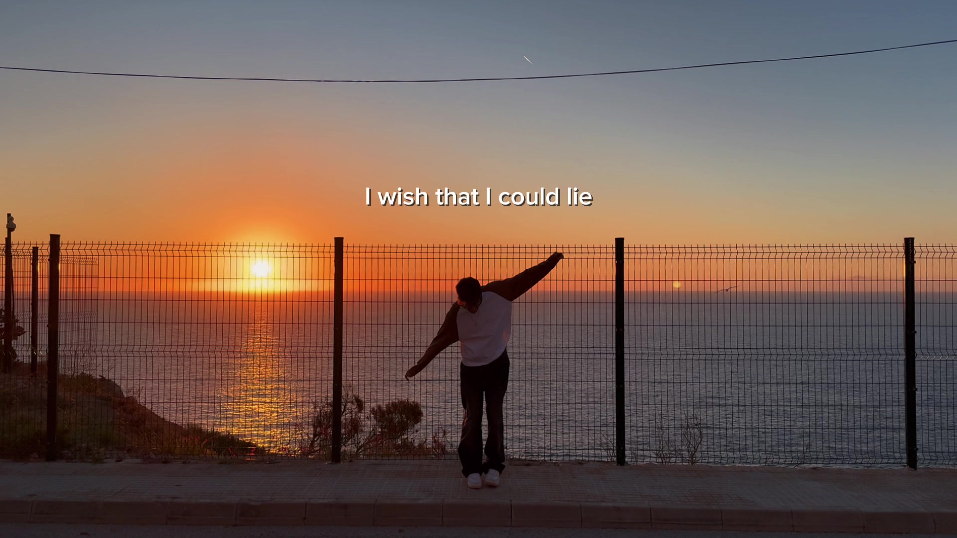 @LUM!X