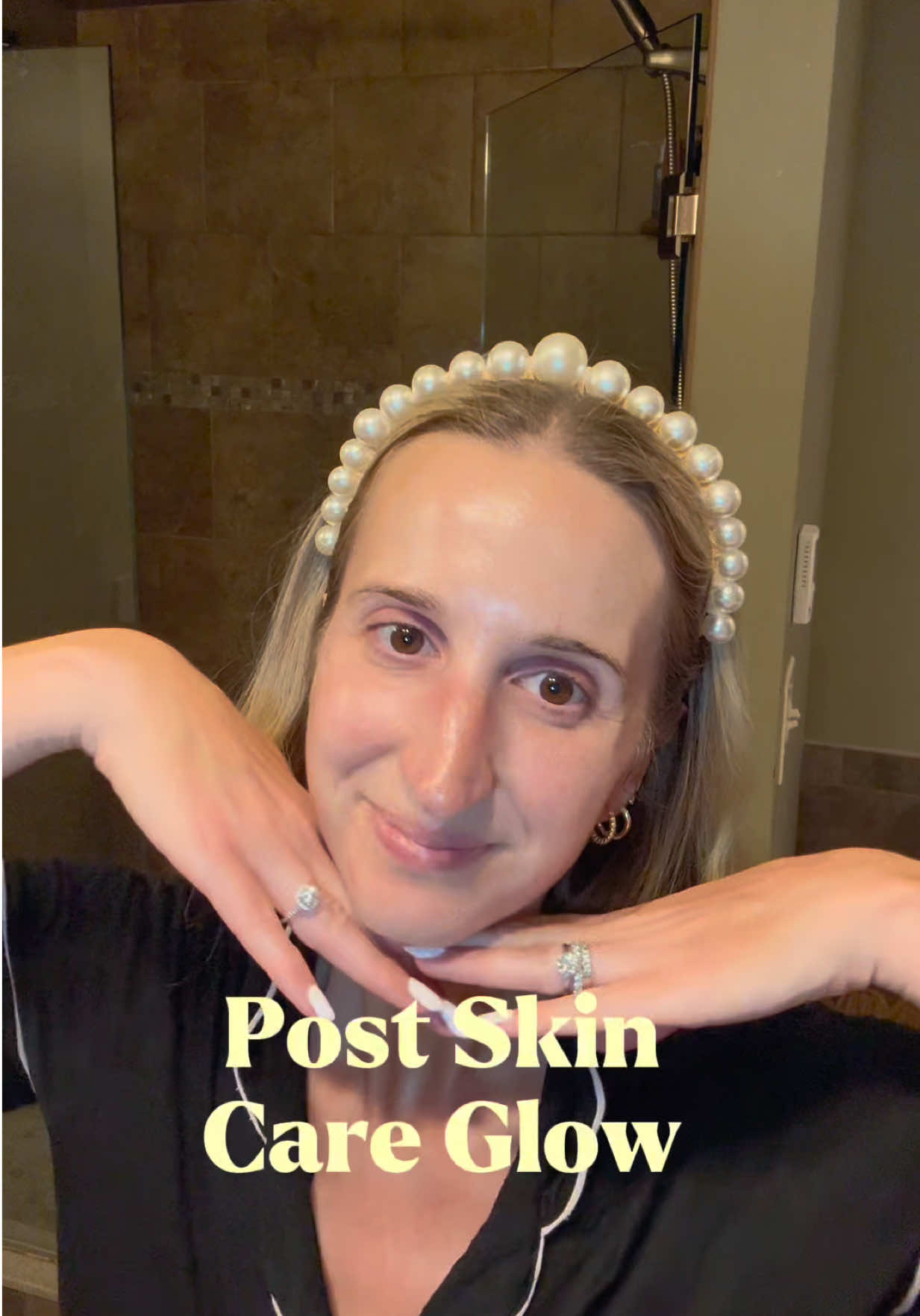 @MomfindswithErika