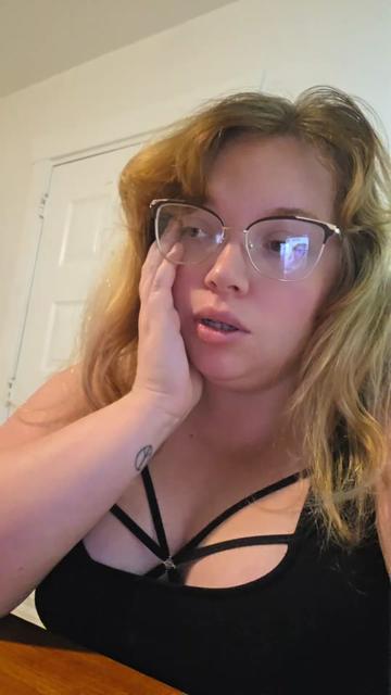 @mowmowlovin