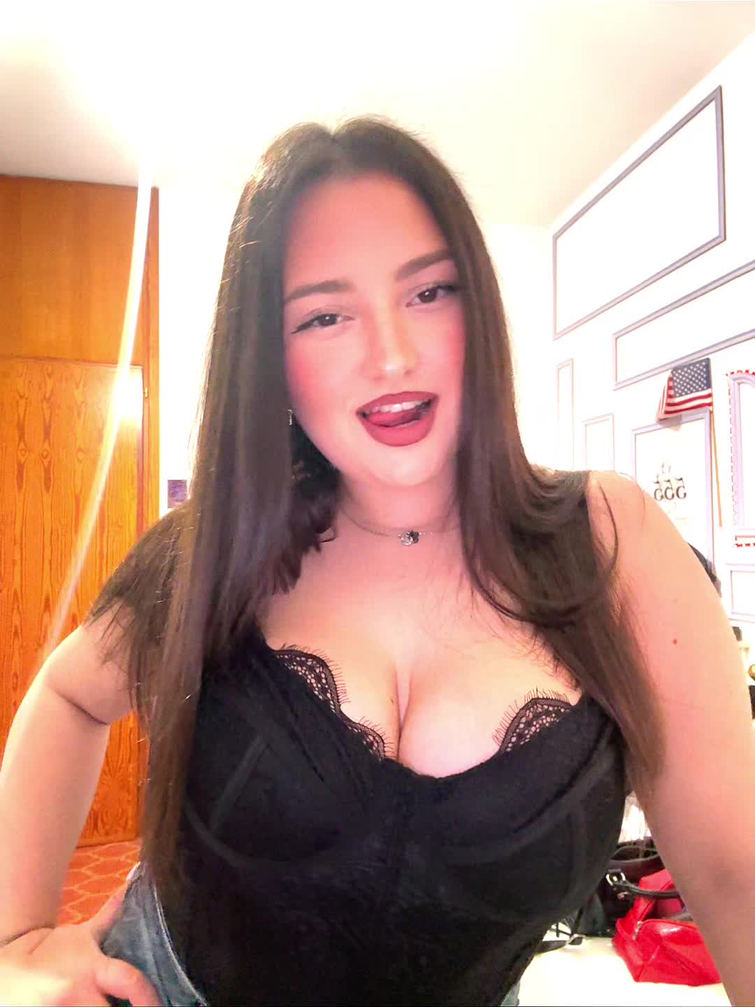 @Marika🥥👀