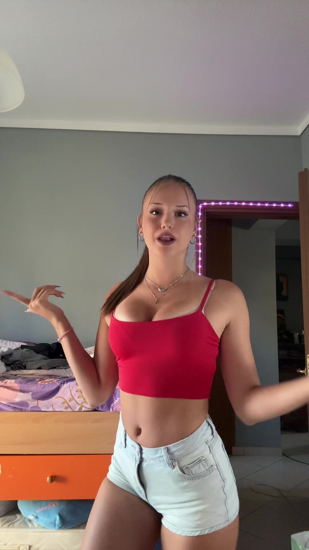 @Χρυσαα