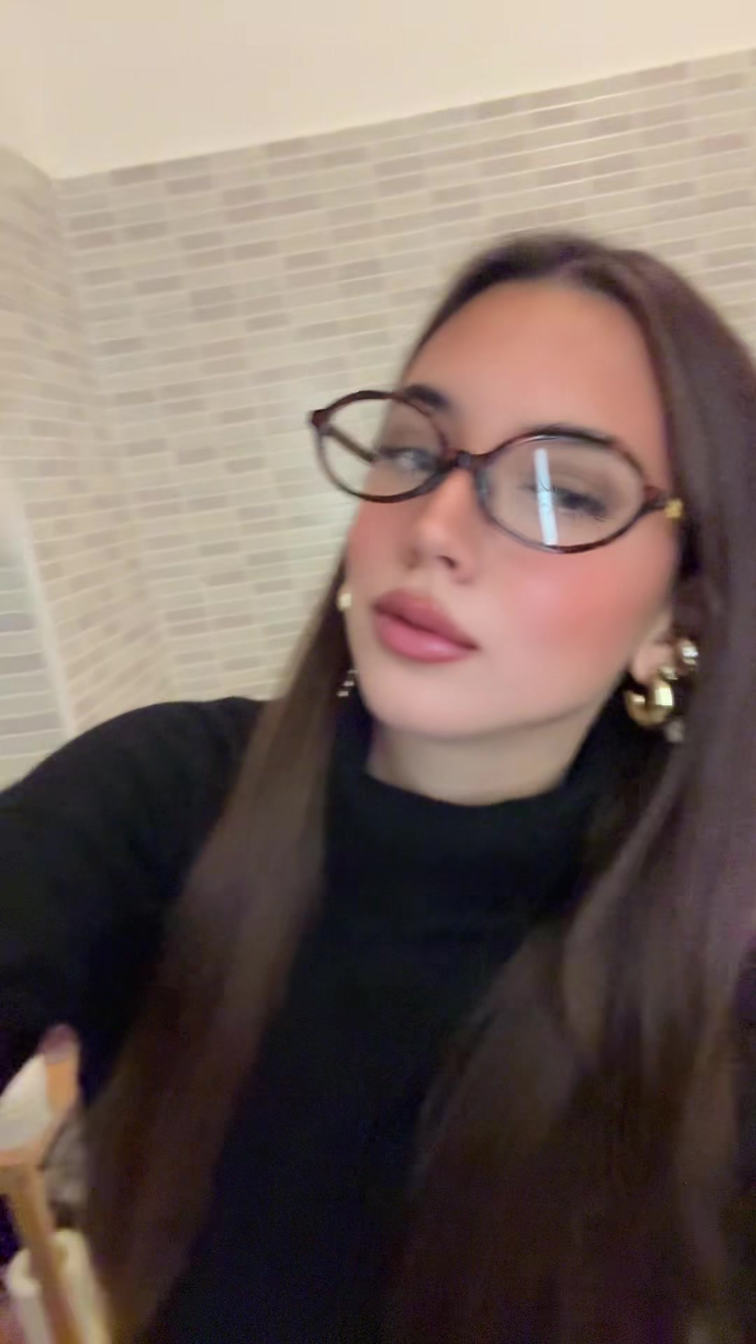 @Elisazuccarello