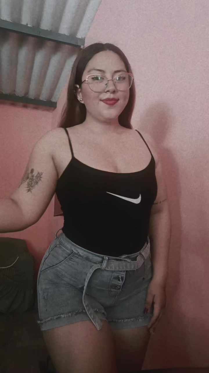 @emy🫦