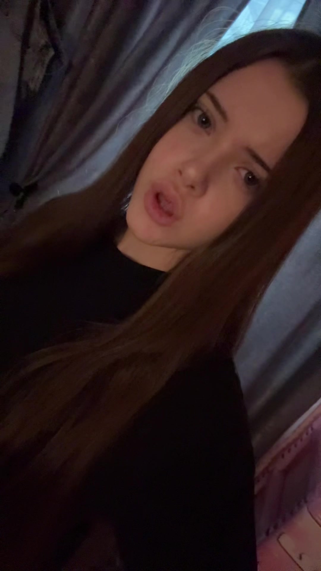 @аделя я