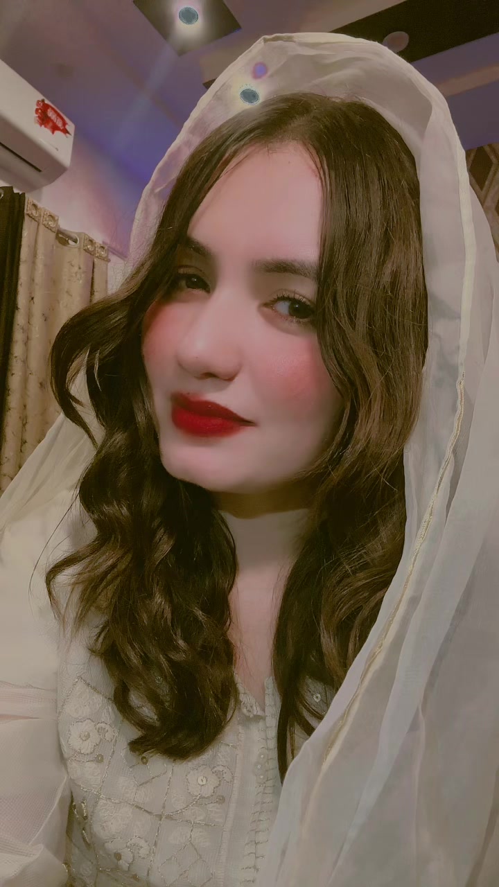 @charming _girl.