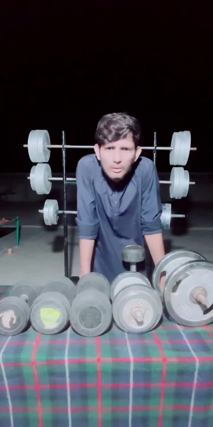 @Bodybuilder boy