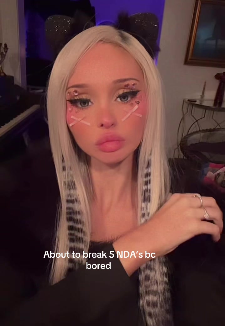 @bizarrebarbie