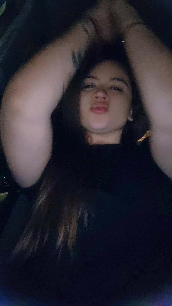 @Yessenia 🖤