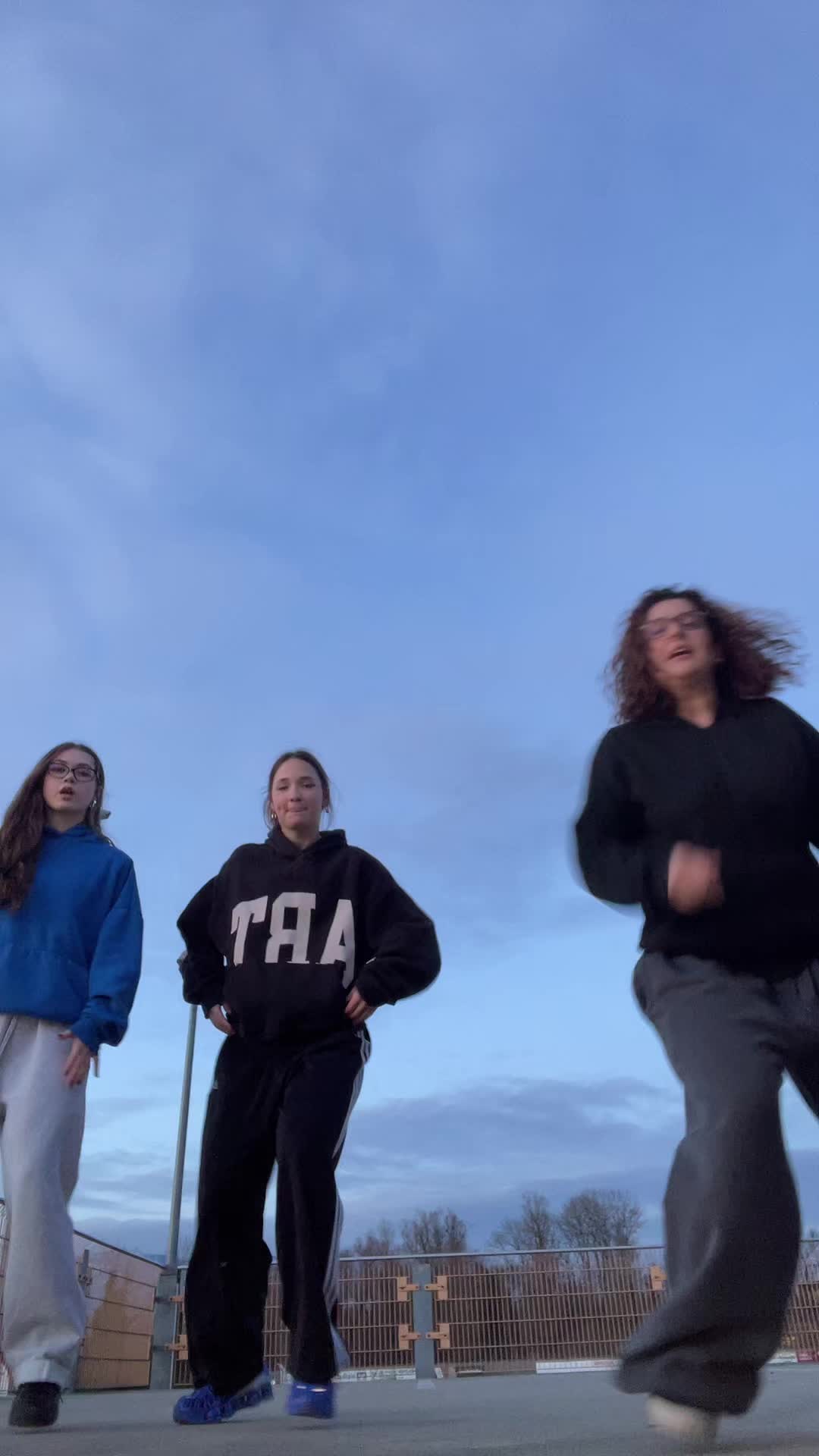 @variablexcrew