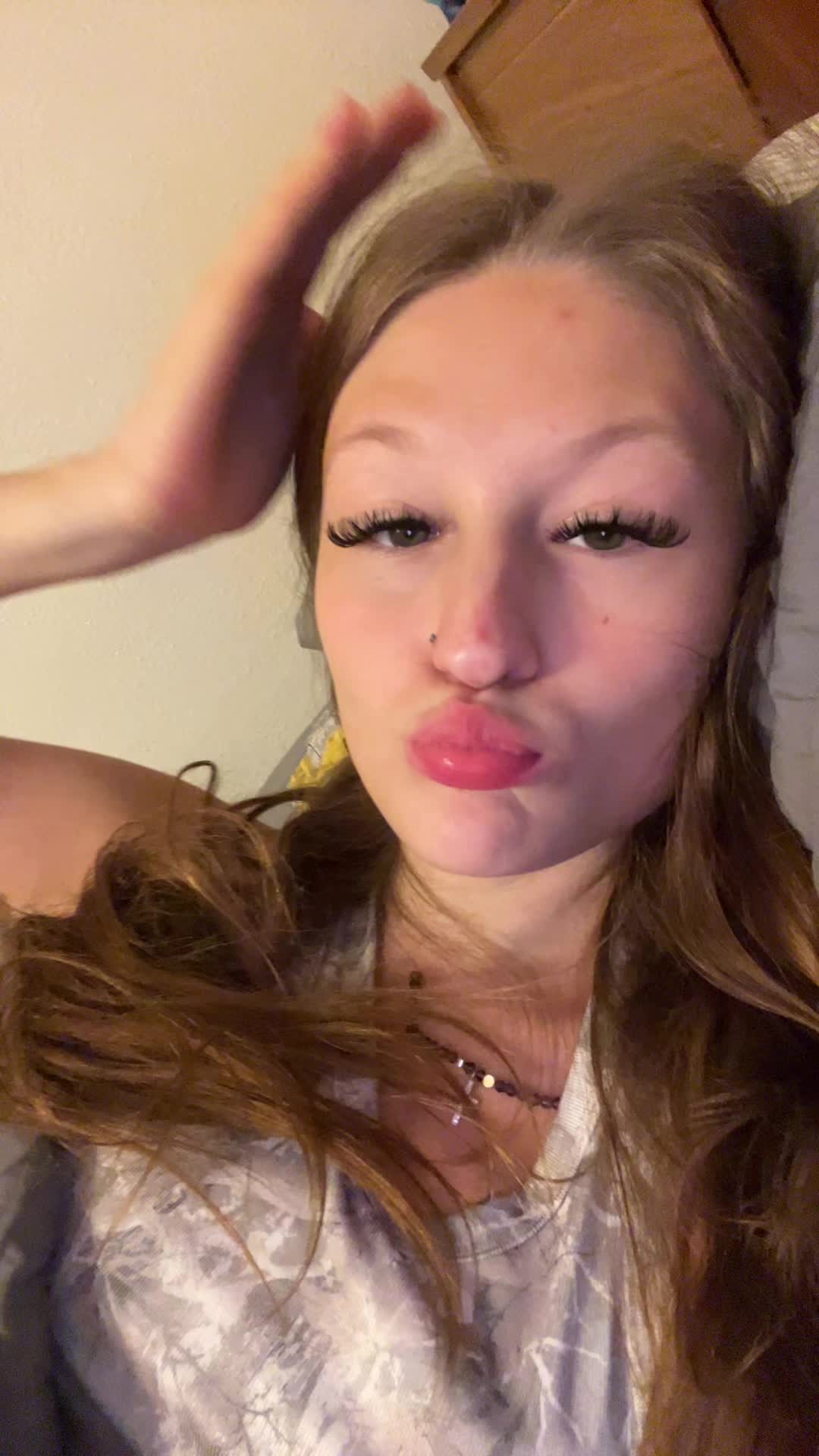 @Lizzy 🥱