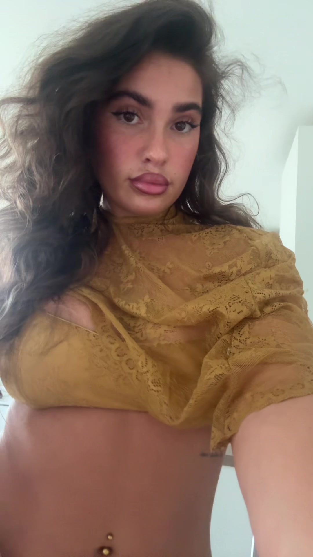 @𝑪𝒉𝒂𝒓𝒍𝒆𝒚🥥🥂🐆xxxx