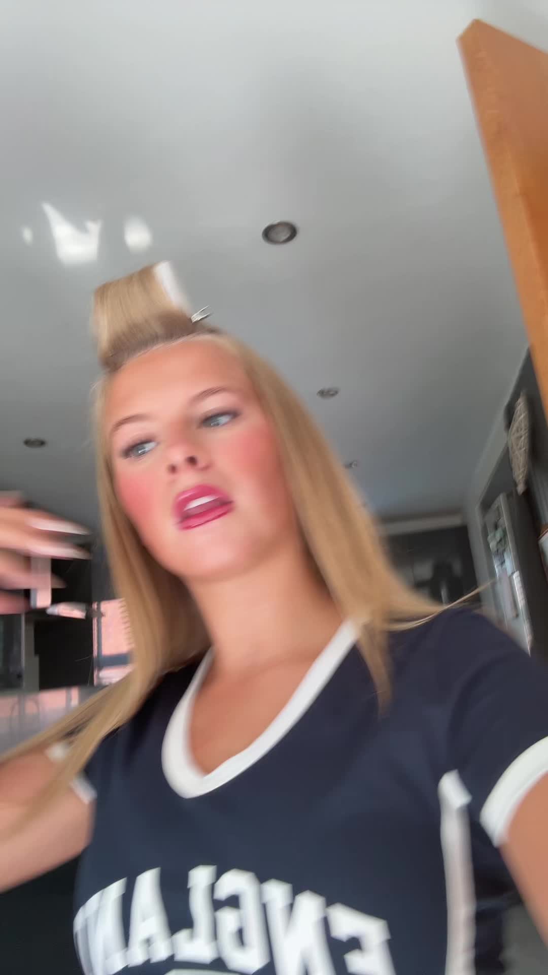 @mollywalker18x