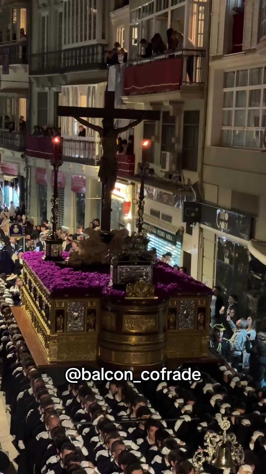 @Balcon_cofrade