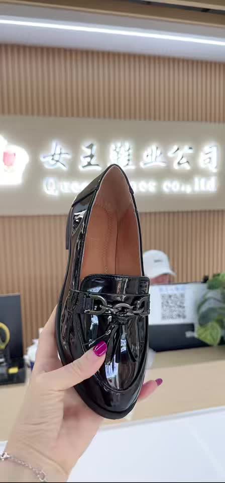 @Queen Shoes Factory China