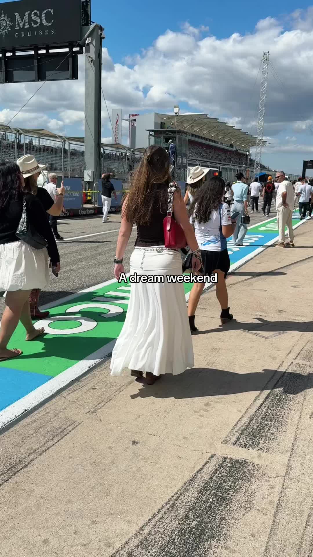 @Sammie🏎️