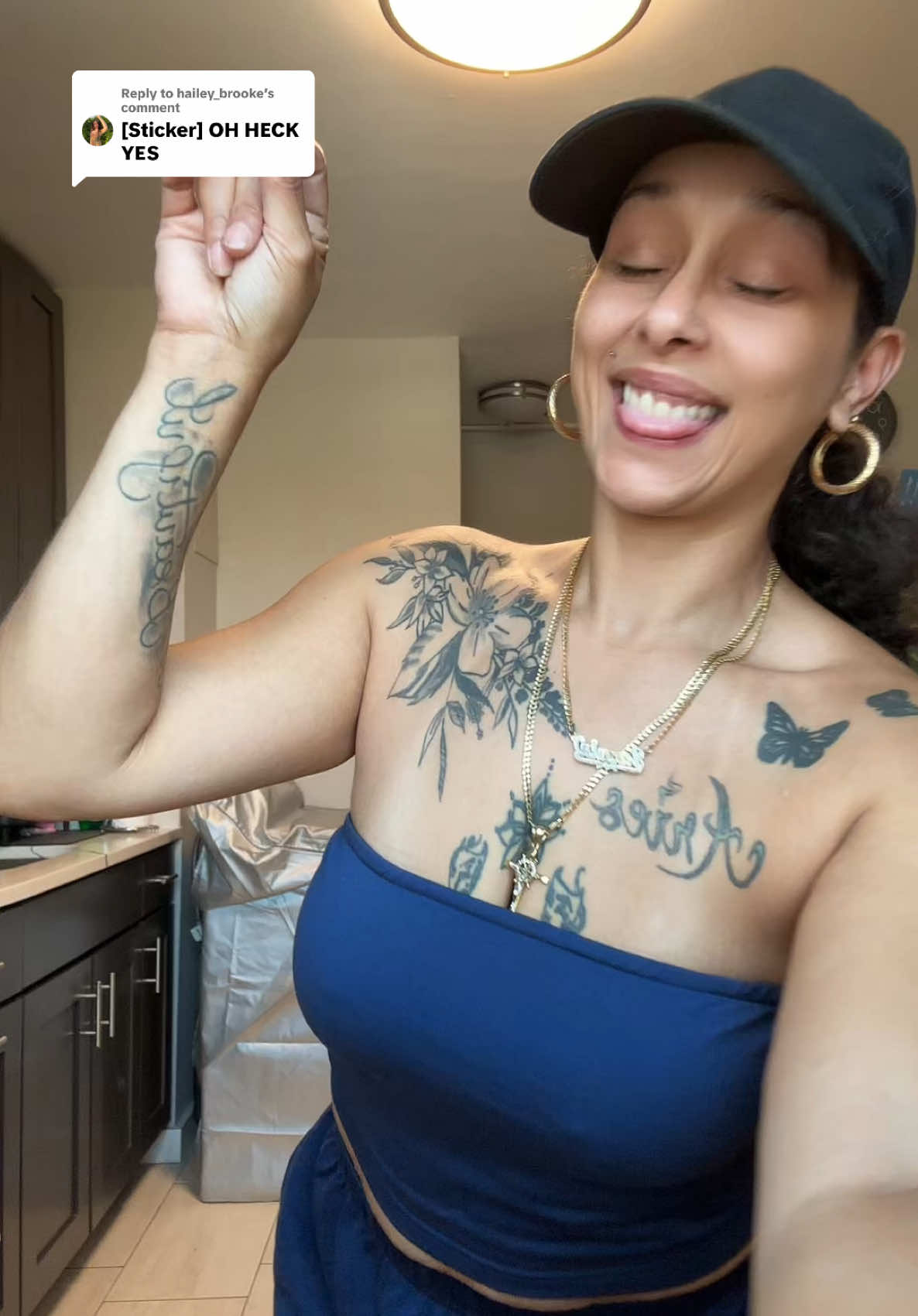 @momof4