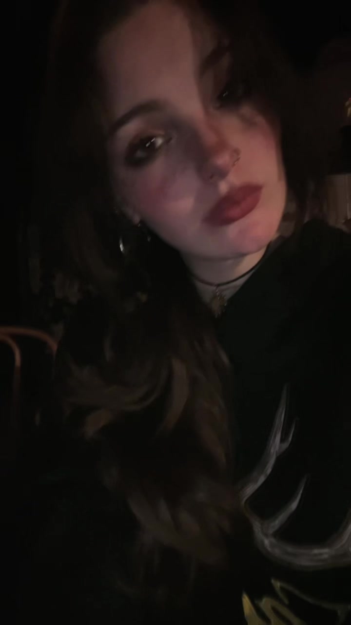 @ahlanna renée