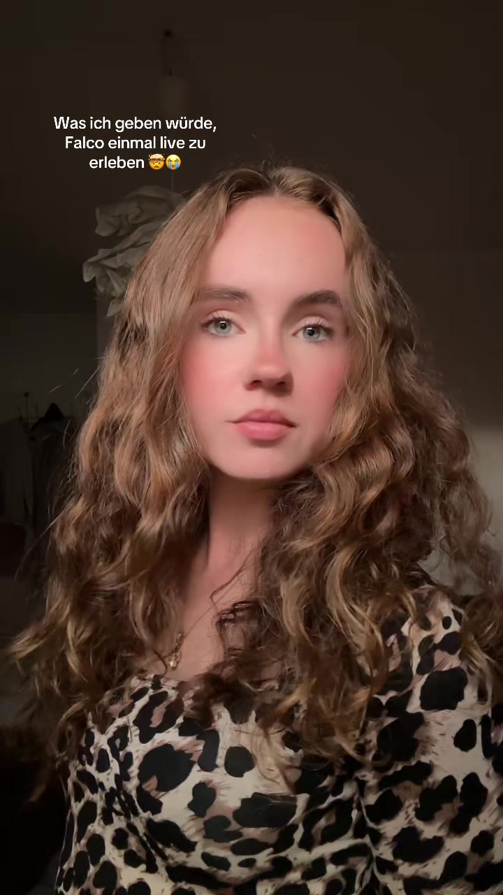 @Sophia 💫