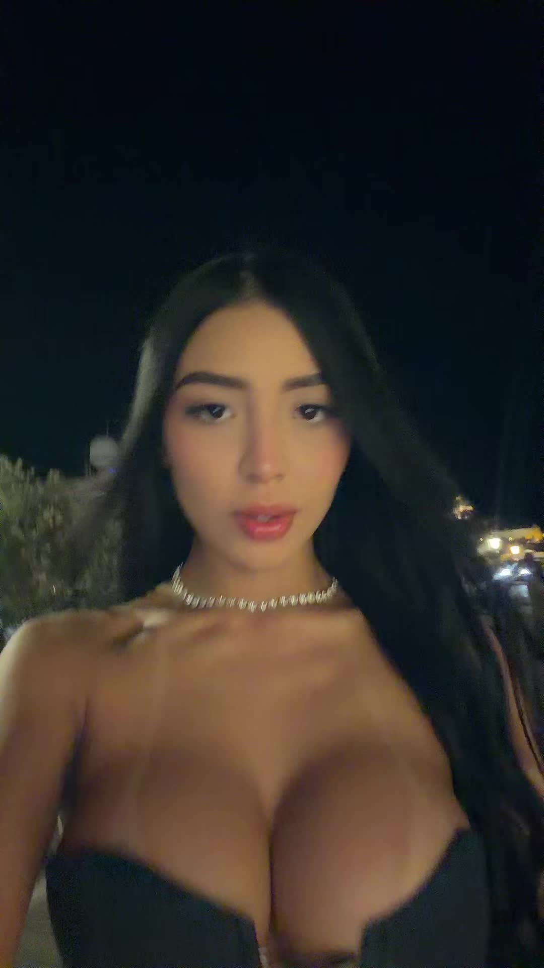 @Sara Hernandez6953