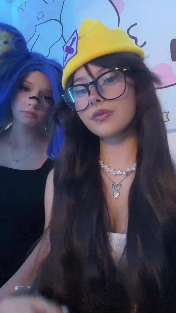 @Ali&eacute;nor 🌺