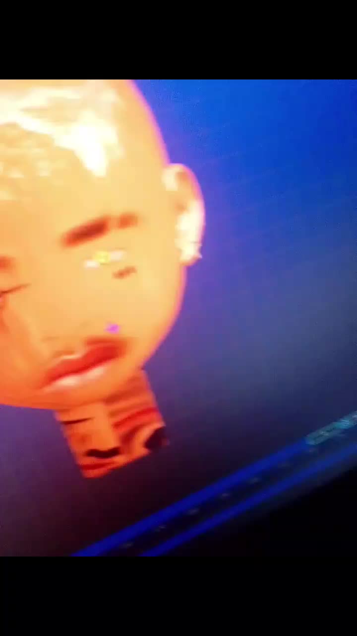 @C̸A̸S̸H̸