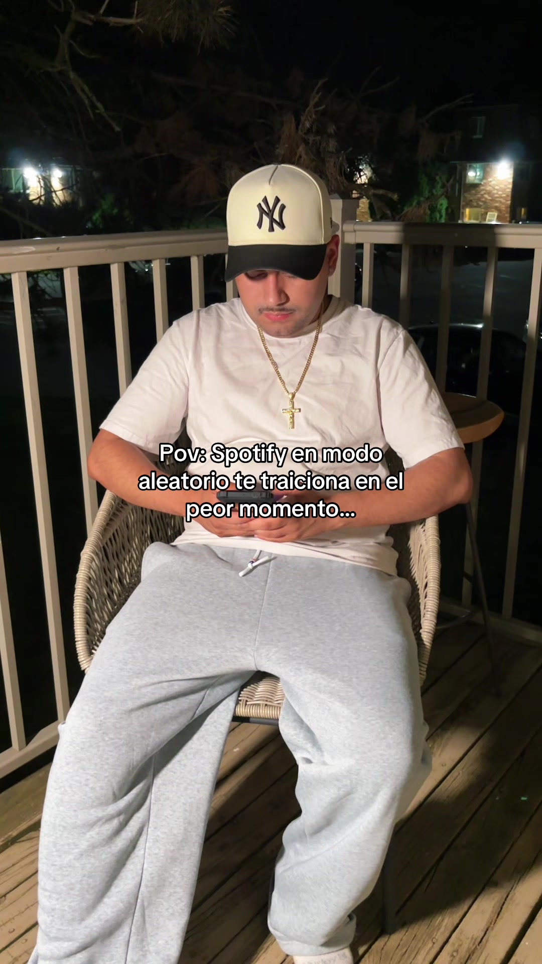 @Alejandro García