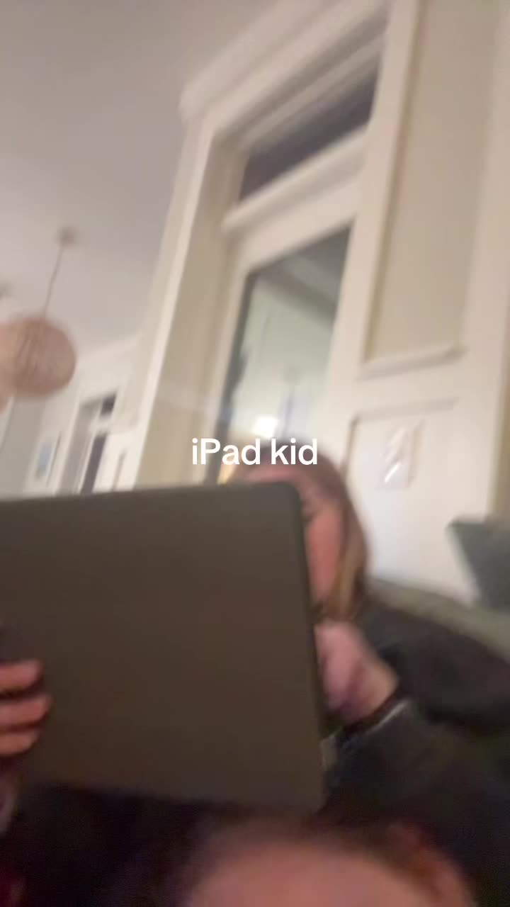@Ava🧌