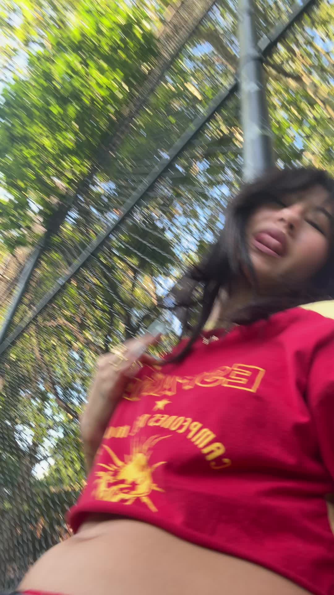 @violet