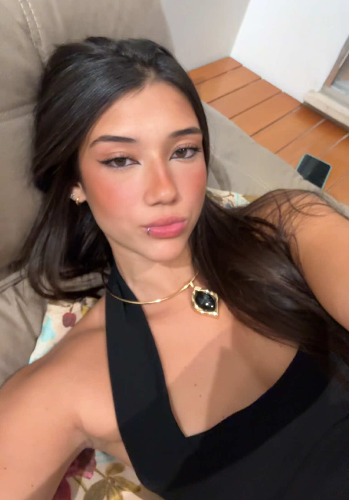 @Liv