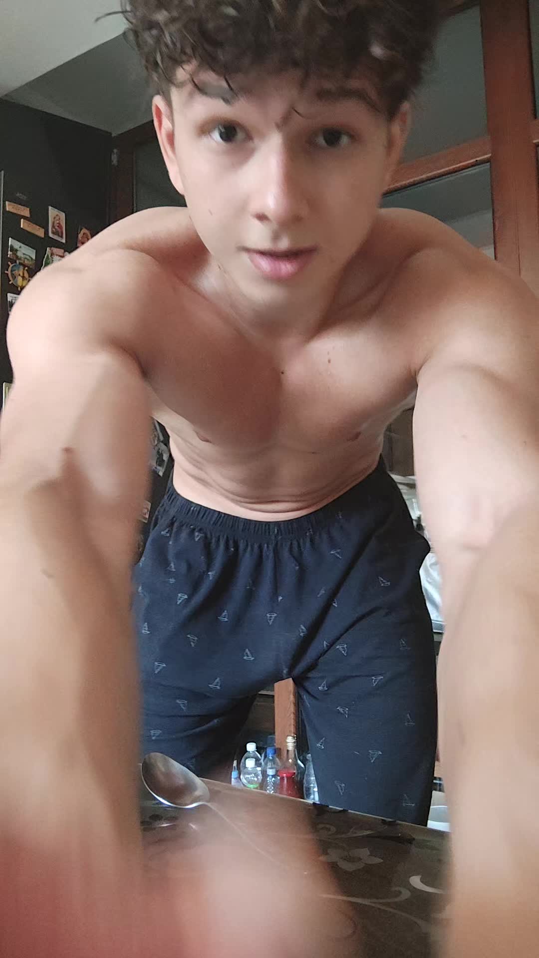 @Luca_georgian