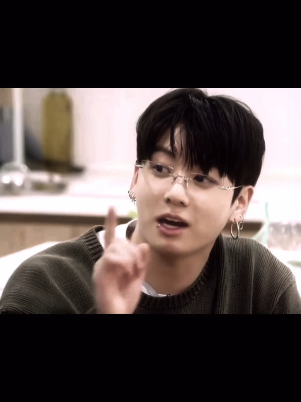 @𝗠𝗿 𝗞𝗼𝗼𝗸 ♡