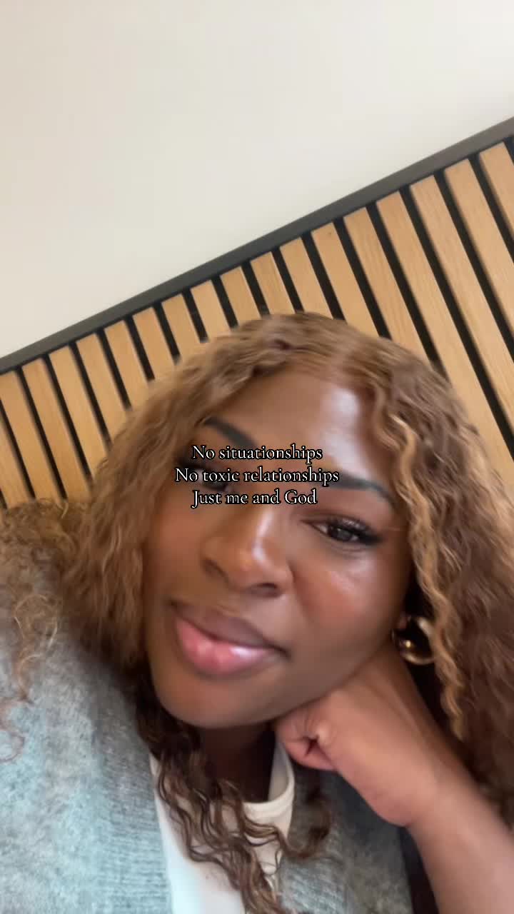 @Akosua_jenfua
