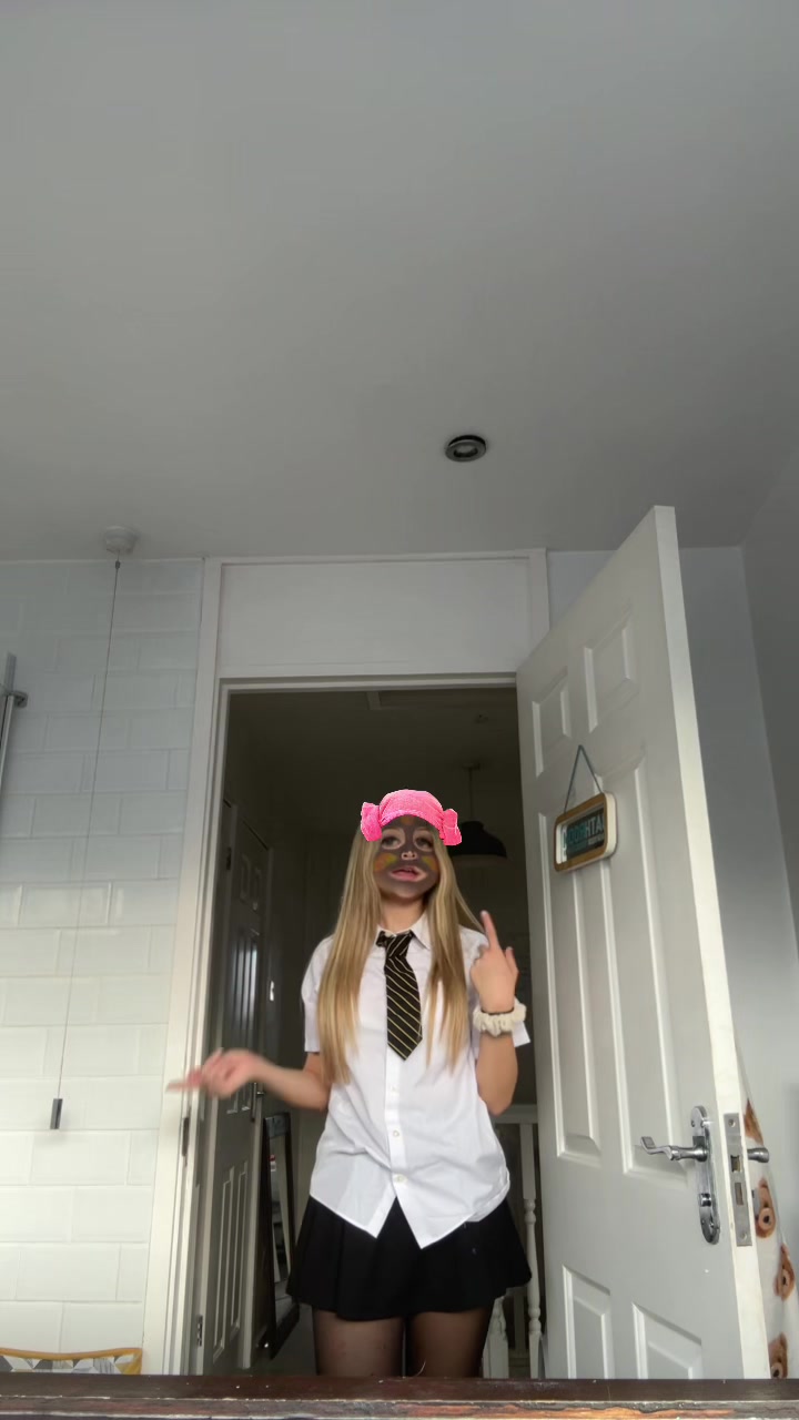@𝒶𝓁𝒶𝓃𝓃𝒶𝓈 𝓅𝓇𝒾𝓋𝓋