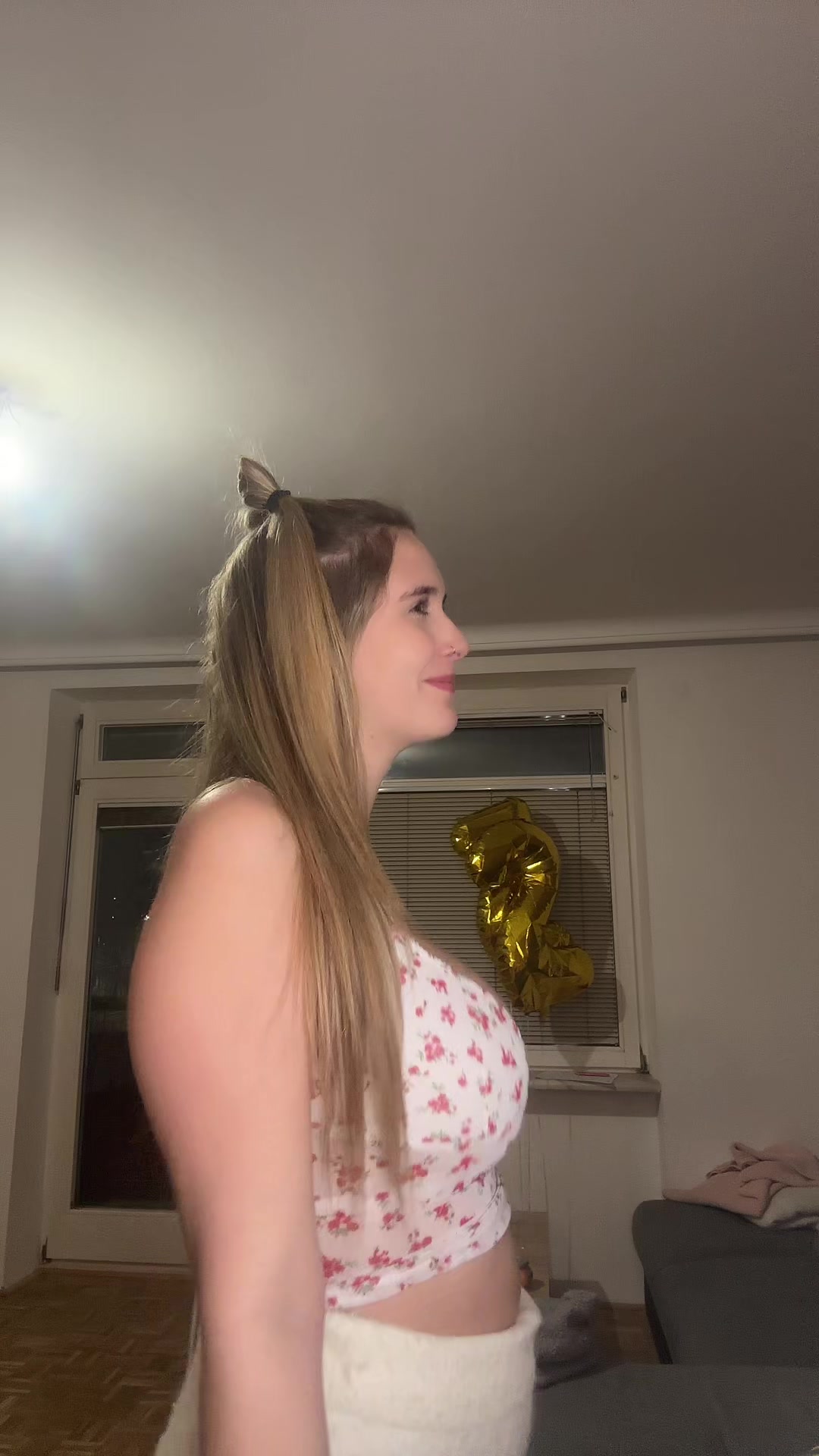 @official.mona